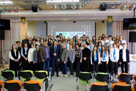 Конкурс базовых школ РАН «От школьника до ученого, первые шаги» показал высокий уровень участников