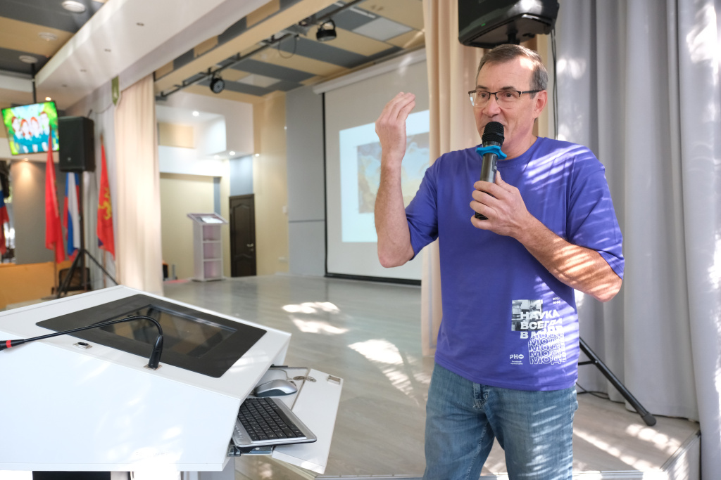 Рогозин Денис.JPG