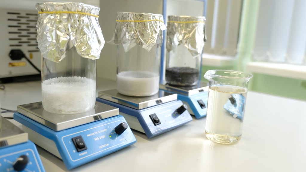 ускоренное _производство_ микропластика.JPG